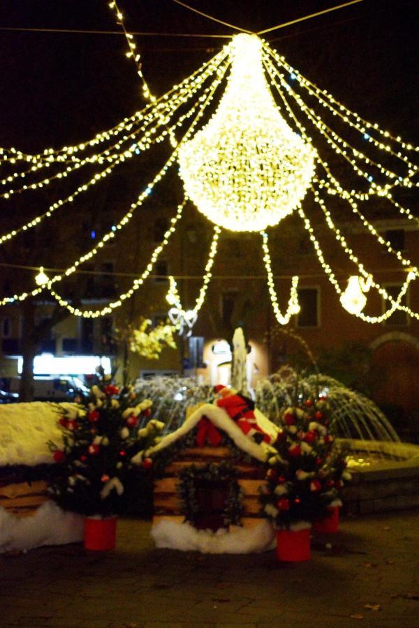 Guest House Persico Desenzano del Garda Buitenkant foto