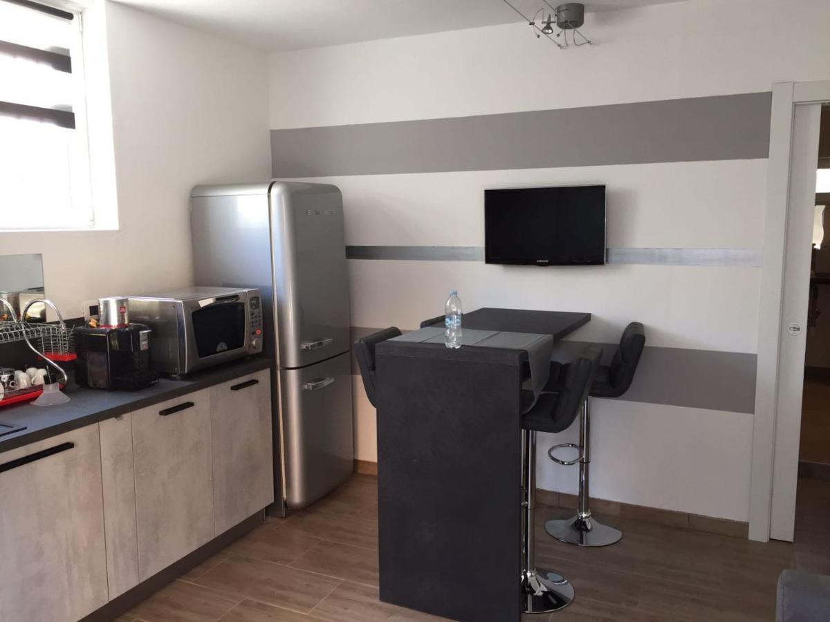 Guest House Persico Desenzano del Garda Buitenkant foto